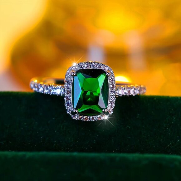 NEW 18k White Gold Emerald Diamond Ring Cushion Cut Ring - Picture 4 of 4